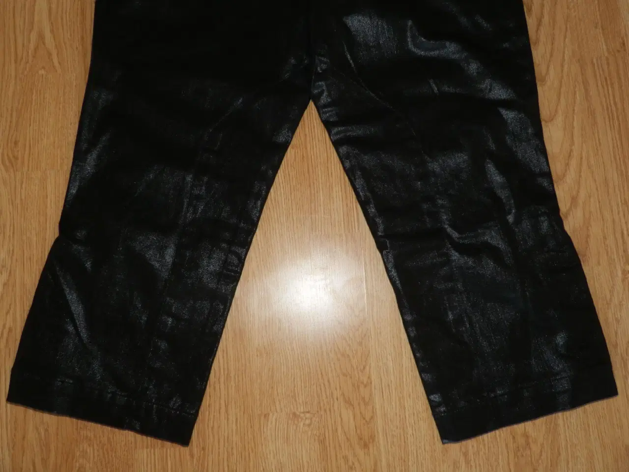 Billede 3 - Meget flotte sorte bukser fra DAY