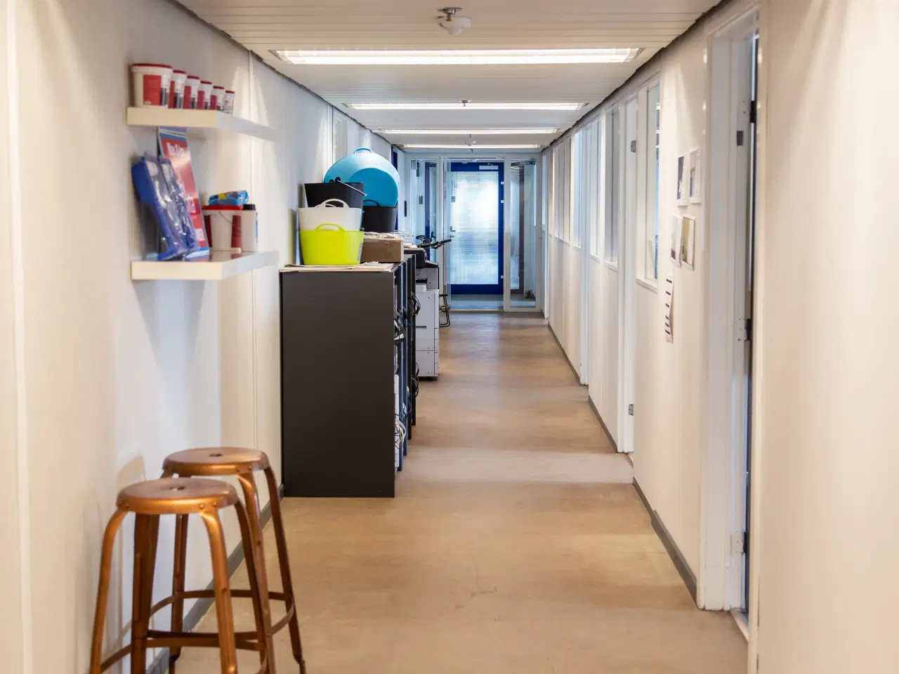 Billede 3 - 42 m2 kontorlokale med dejligt lysindfald