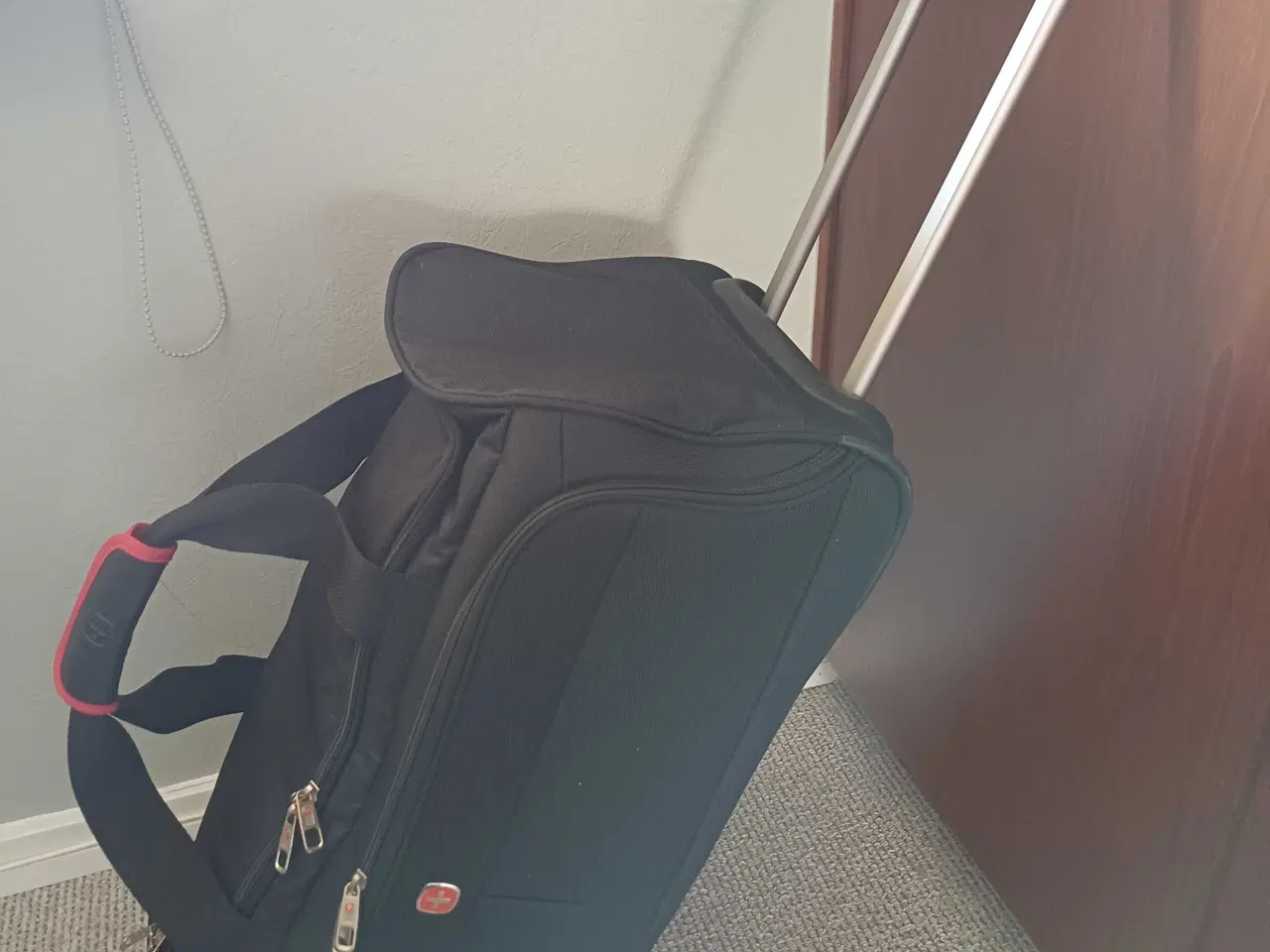 Billede 1 - Stor ny rejsetaske med hjul