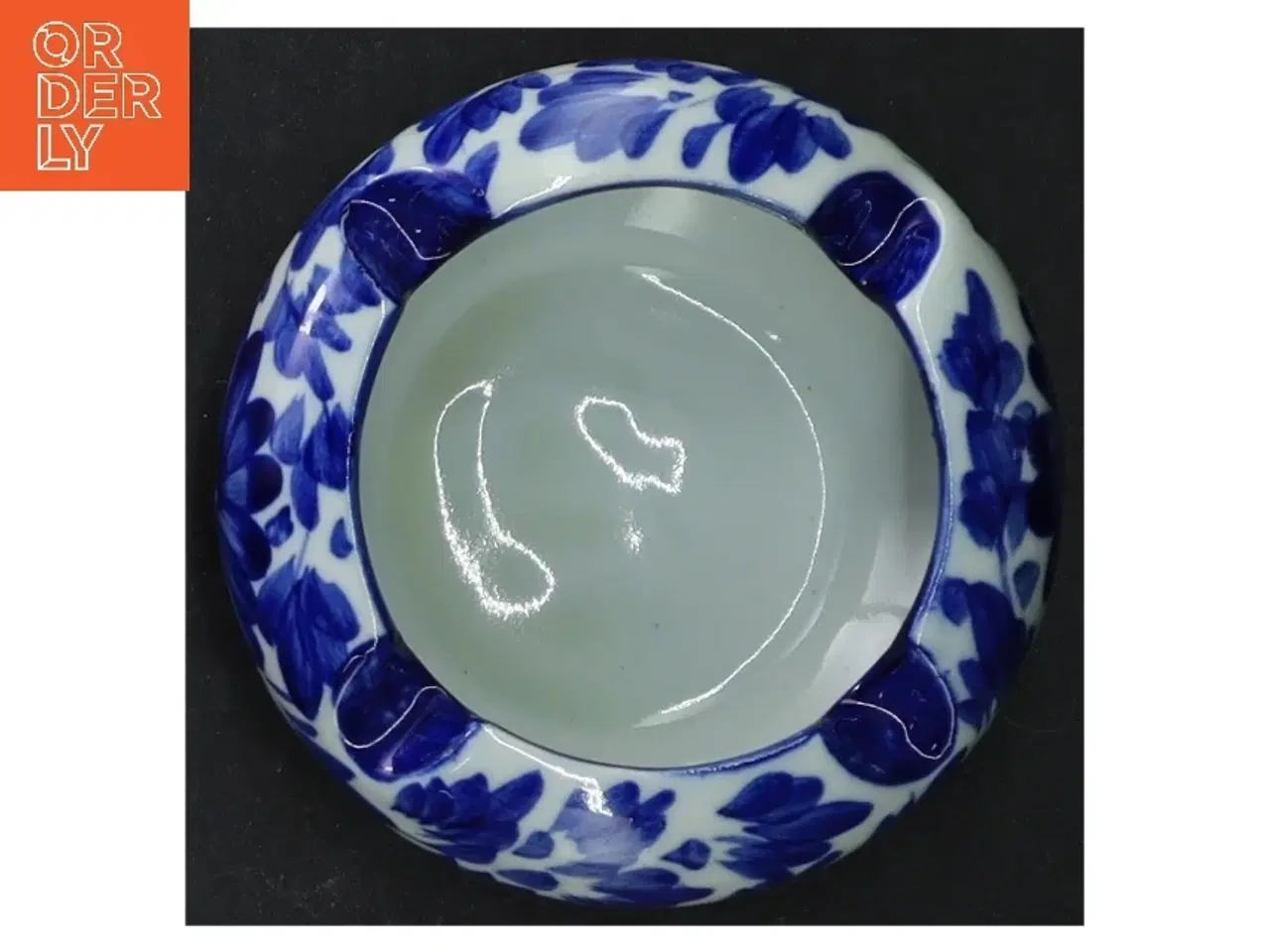 Billede 2 - Blå og hvid keramik askebæger (str. Ø. 10 cm)