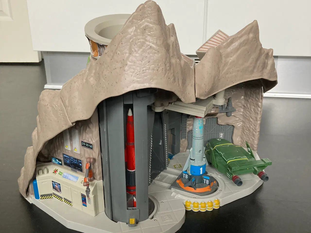 Billede 3 - Thunderbird Island med tilbehør