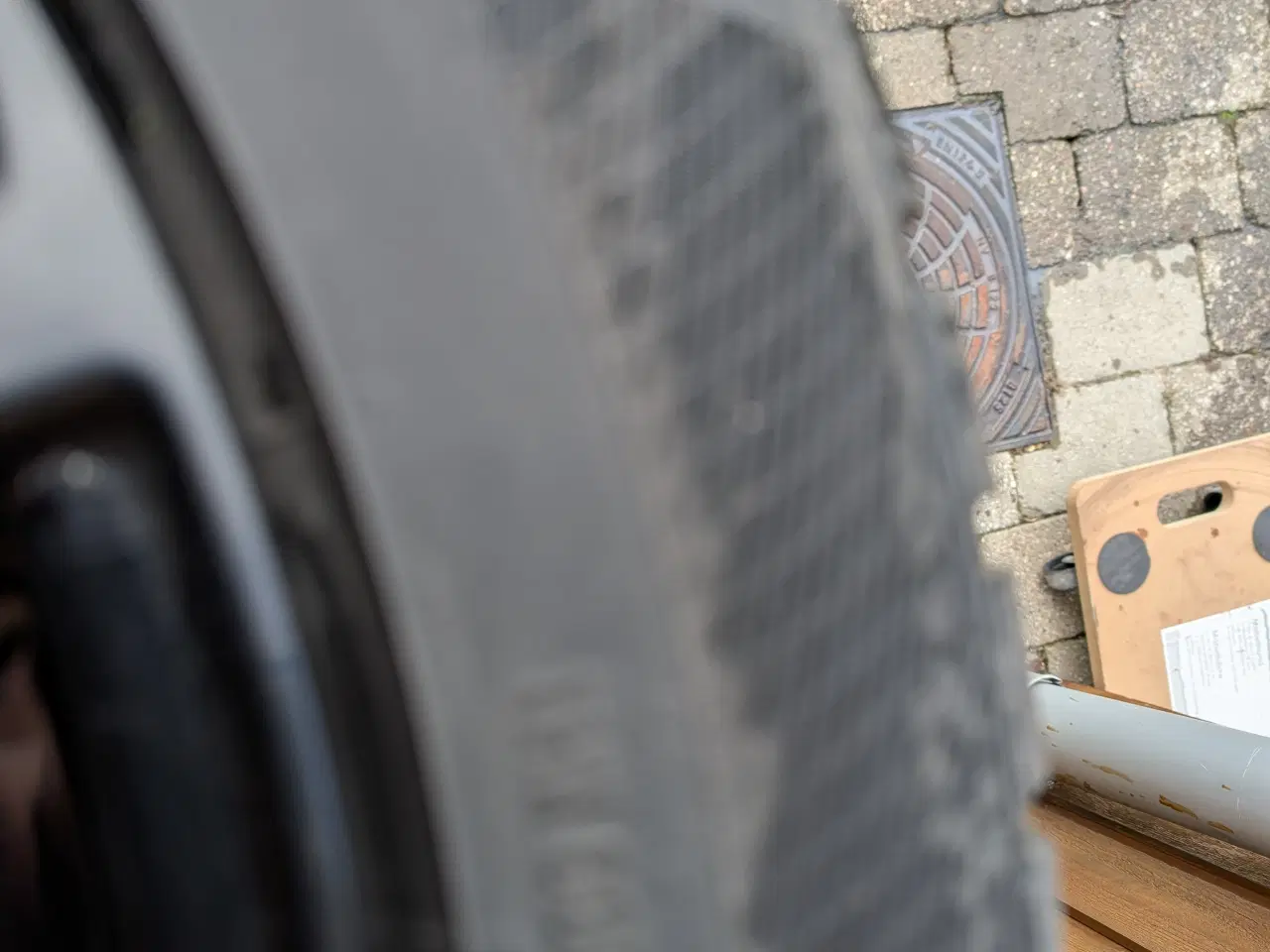 Billede 12 - Vinterhjul 18" alufælge