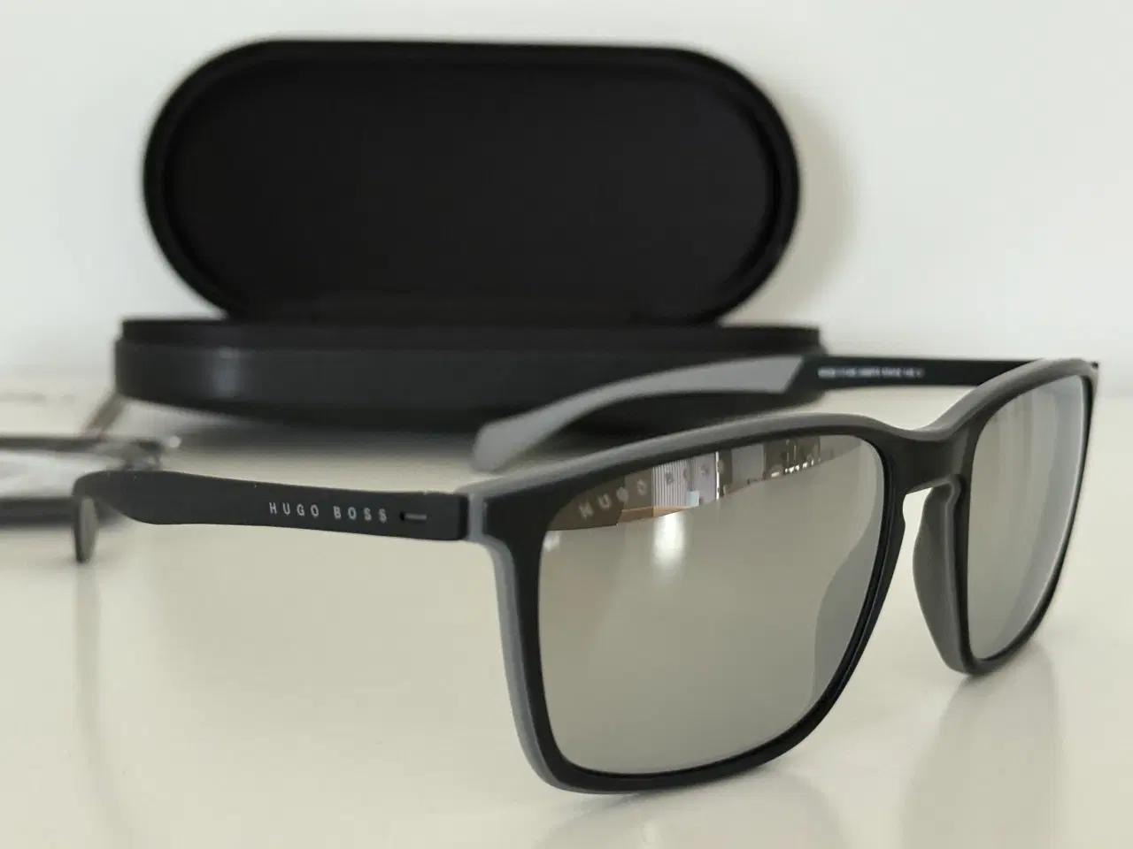 Billede 1 - Nye sort/grå Hugo Boss solbriller