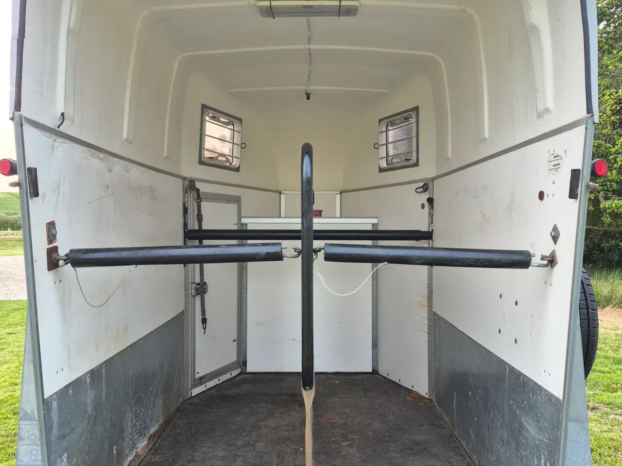 Billede 5 - Hestetrailer 1500kg nysynet.