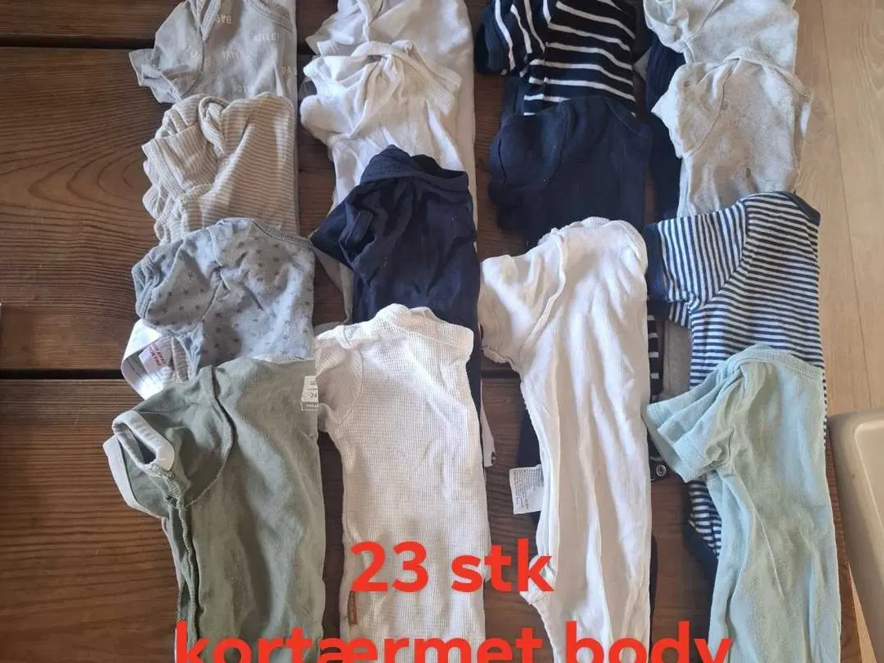 Billede 2 - Babytøj dreng str 74