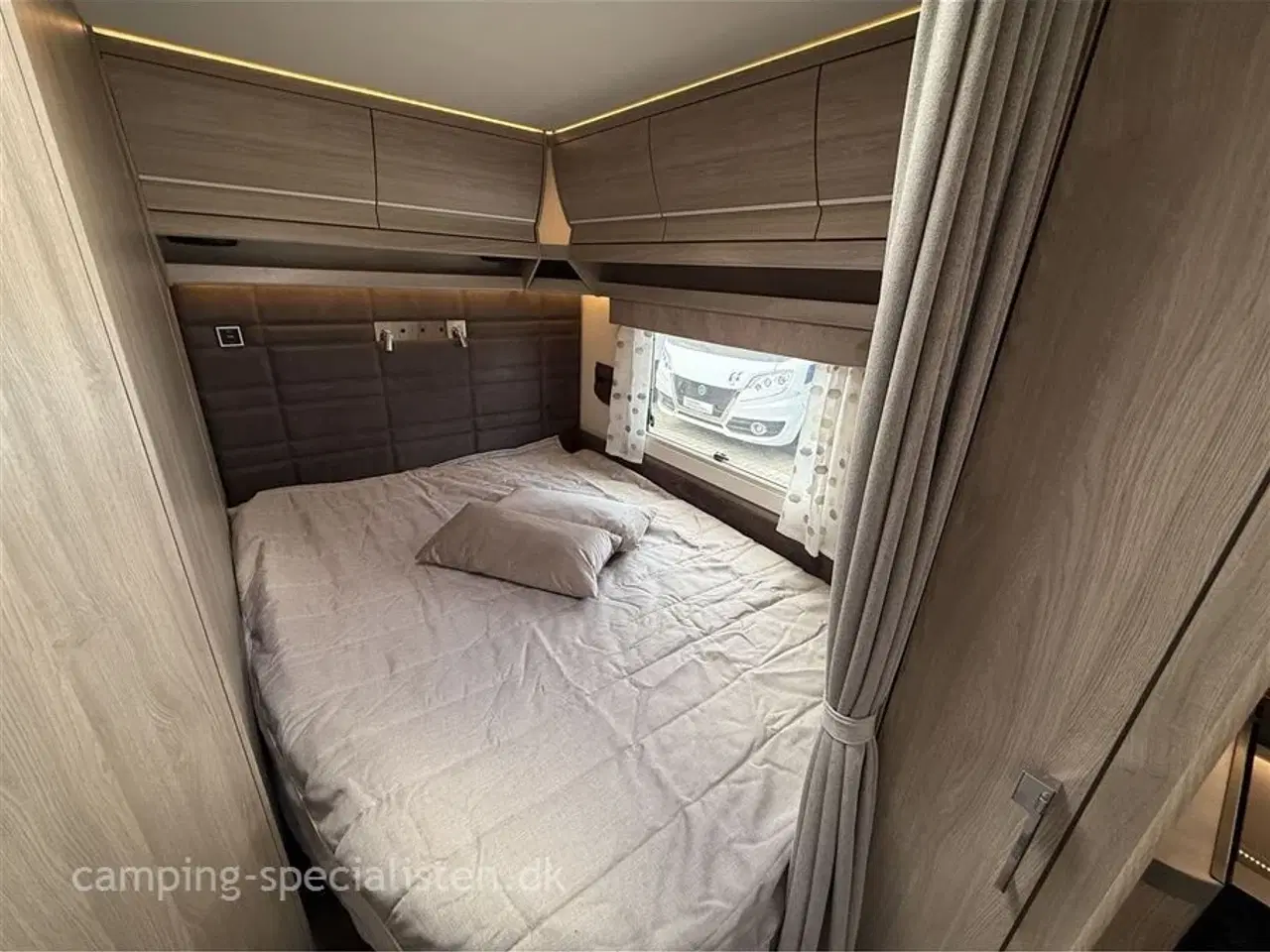 Billede 14 - 2023 - Kabe Royal 600 CXL DXL   Pæn og meget velholdt luksus campingvogn - Kabe Royal 600 CXL DXL fra 2023 - Kan nu opleves hos Camping-Specialisten