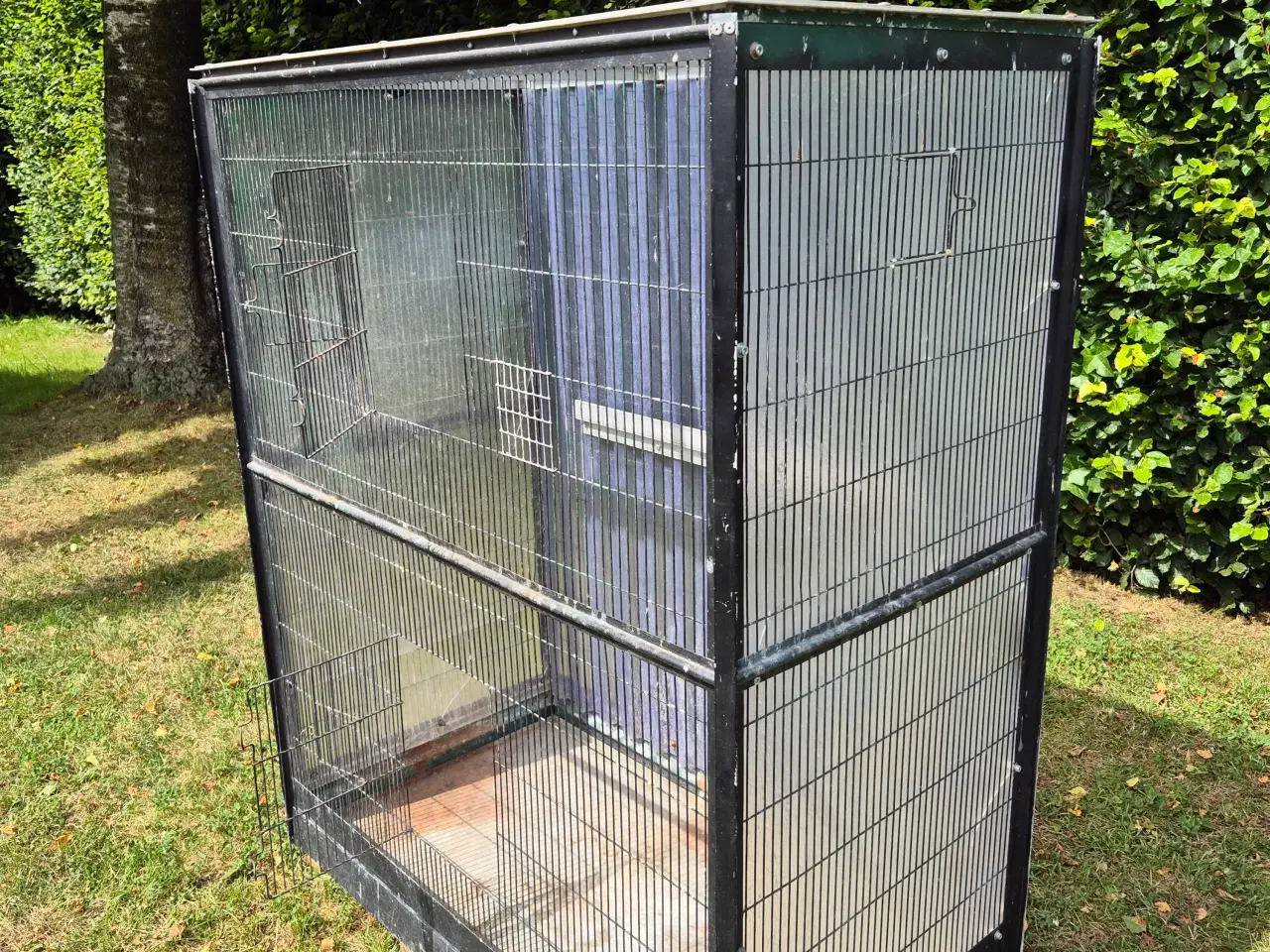 Billede 4 - STORT robust fuglebur 