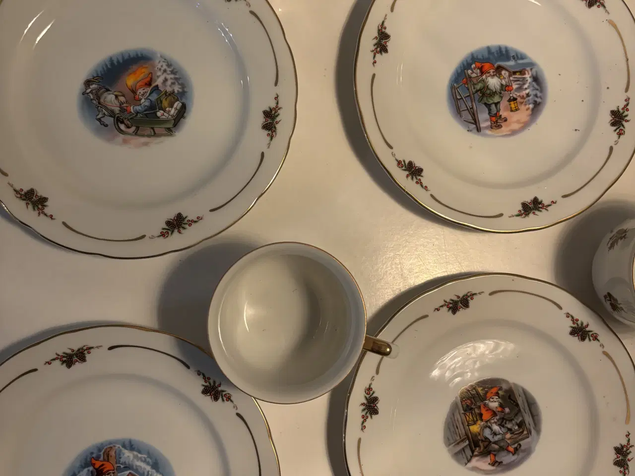 Billede 2 - Firkløveren julestel 9 personer