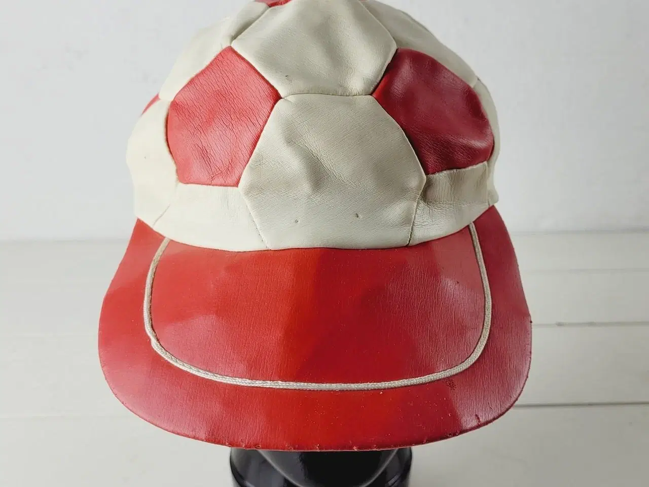 Billede 6 - ⭐️- Nostalgisk retro fodboldkasket – Et must-have 