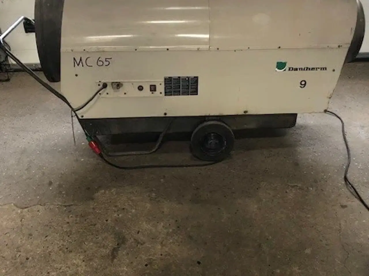 Billede 1 - Varmekanon med skorsten, Dantherm MC65