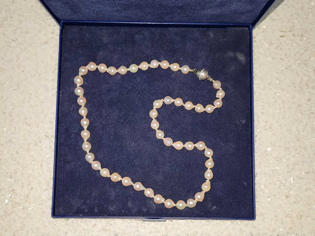 Billede 1 - Perlehalskæde