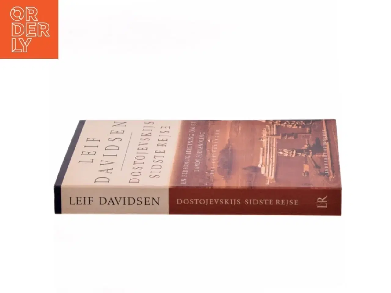 Billede 2 - Dostojevskijs sidste rejse : en personlig beretning om et lands forvandling : rejseerindringer af Leif Davidsen (Bog)