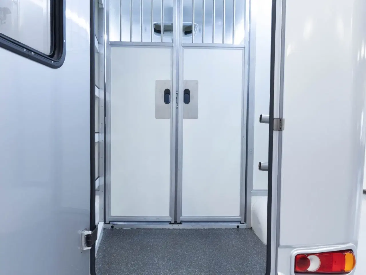 Billede 10 - Renault Master III T35 2,3 dCi 170 L3H3 Hestetransport aut.