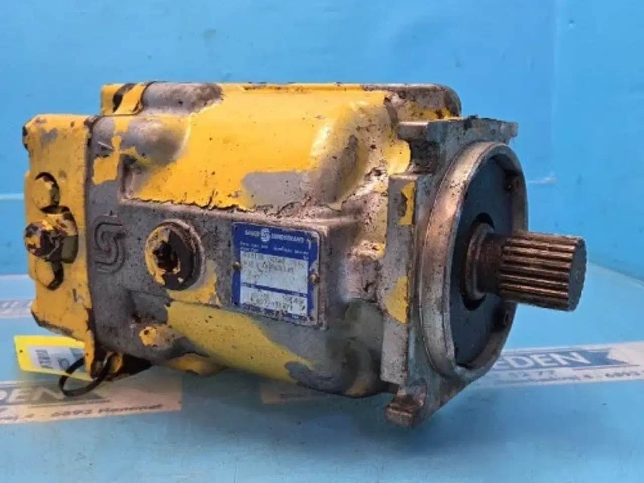 Billede 10 - New Holland TX68 Hydraulikpumpe 84032254