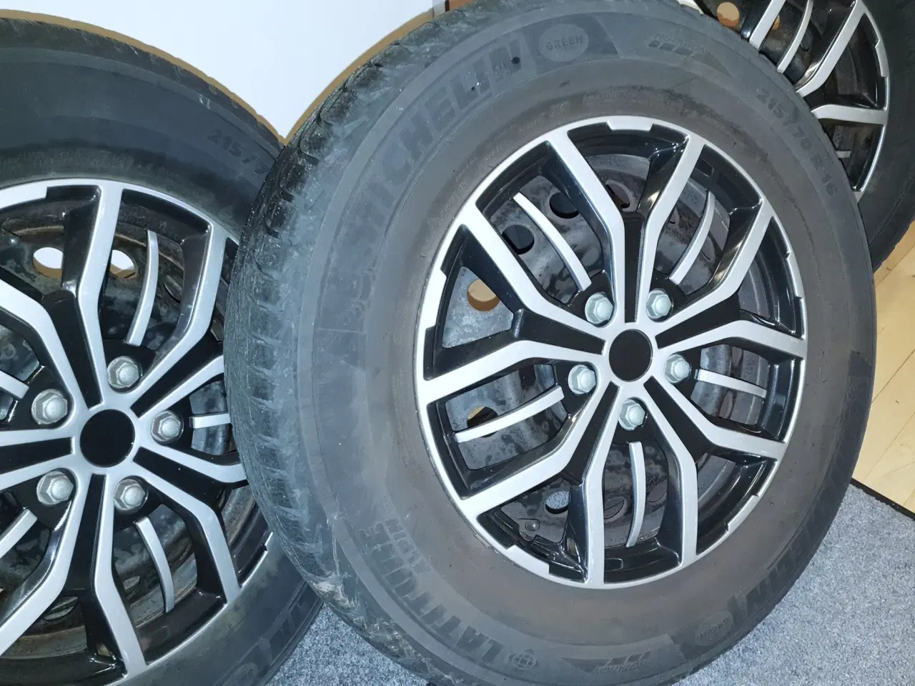 Billede 2 - Stålfælge med Michelin vinterdæk 4-5mm