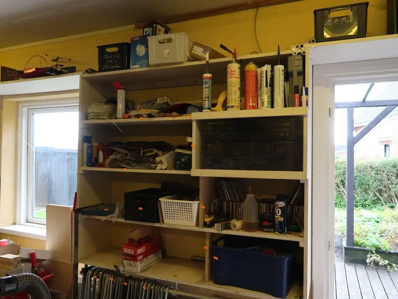 Billede 1 - Div. Plejemidler, værktøj, forstærker ONKYO samt højtalere