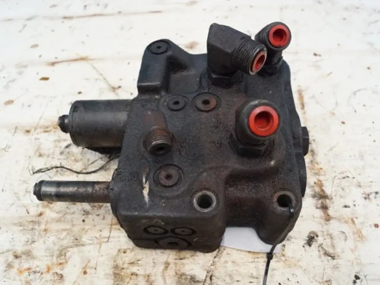 Billede 3 - Case IH 9120 Hydraulik Valve 87648197