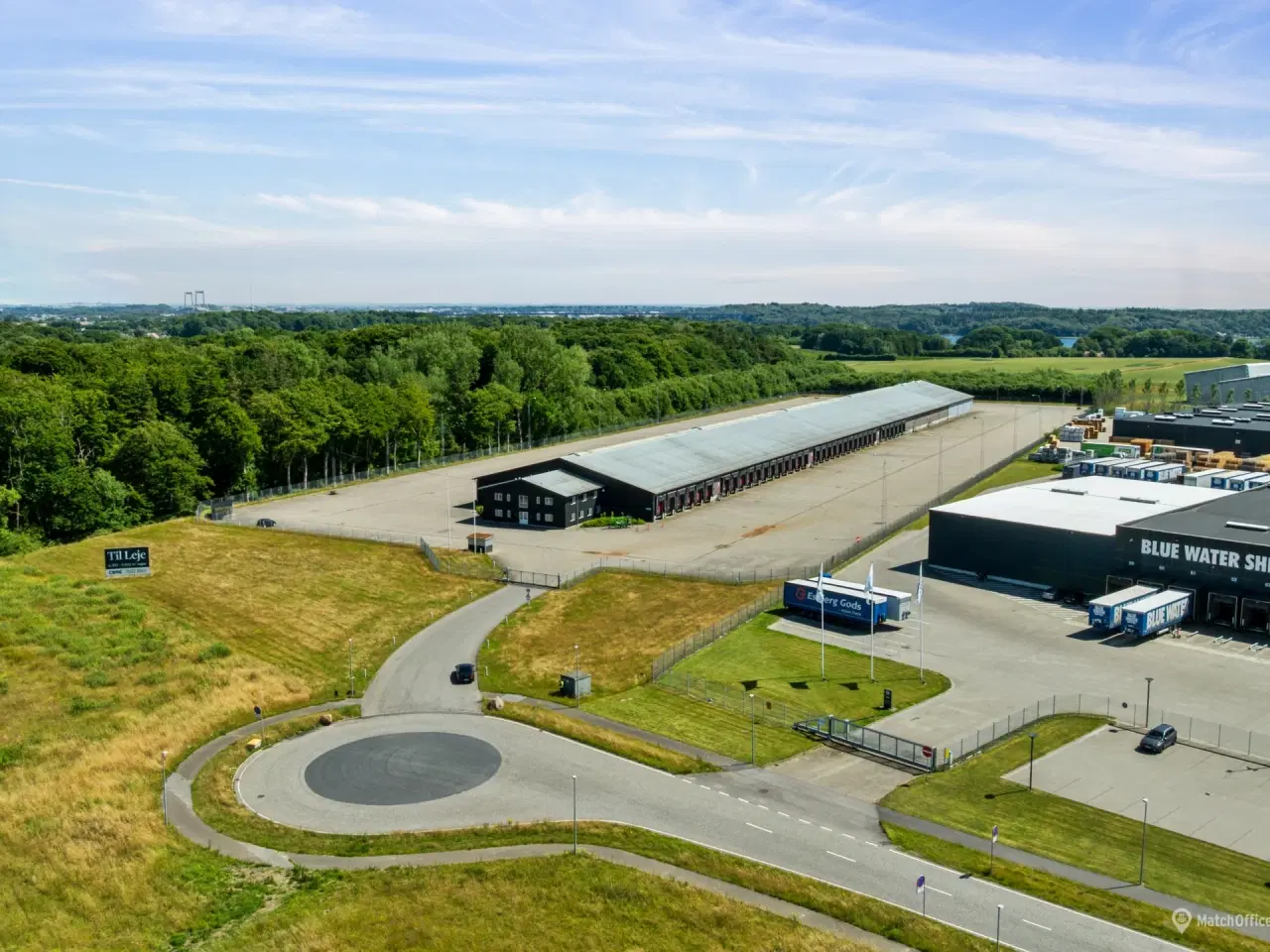 Billede 1 - Effektiv cross-dock med moderne kontorfaciliteter og optimal placering