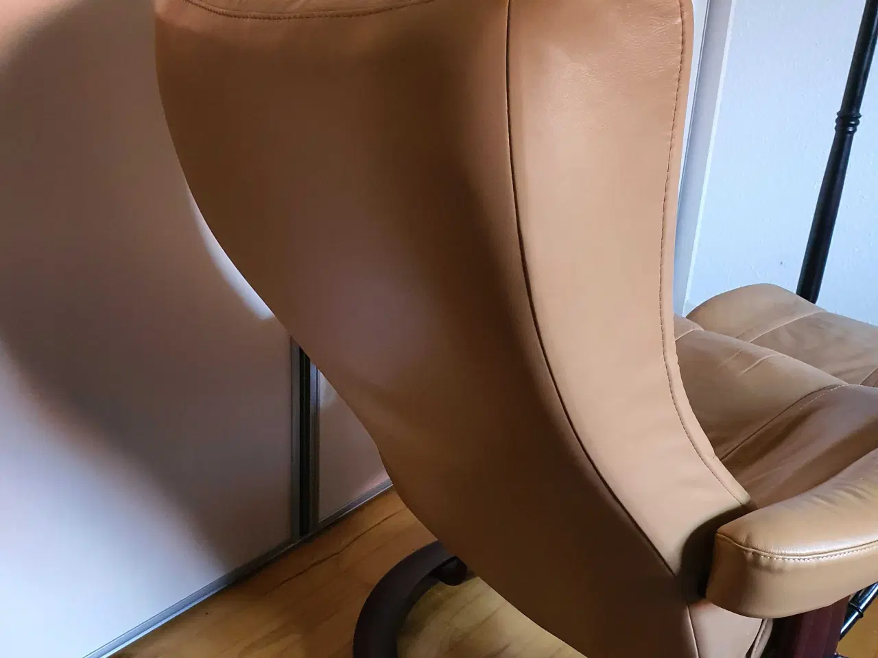 Billede 3 - Stressless stol med skammel