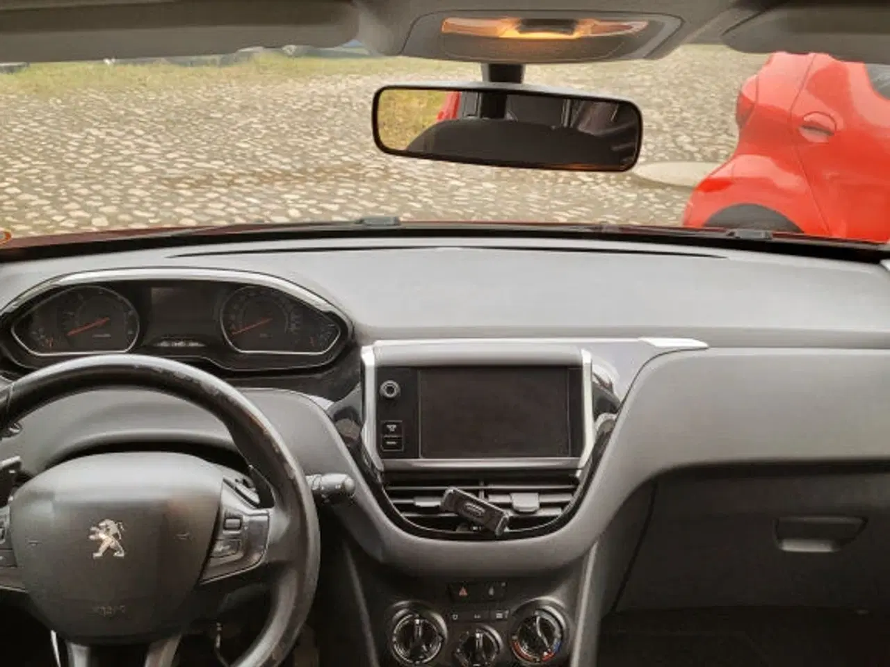 Billede 6 - Peugeot 208 1.4 e-HDi Aut., Automatgear, 29.3 km/l