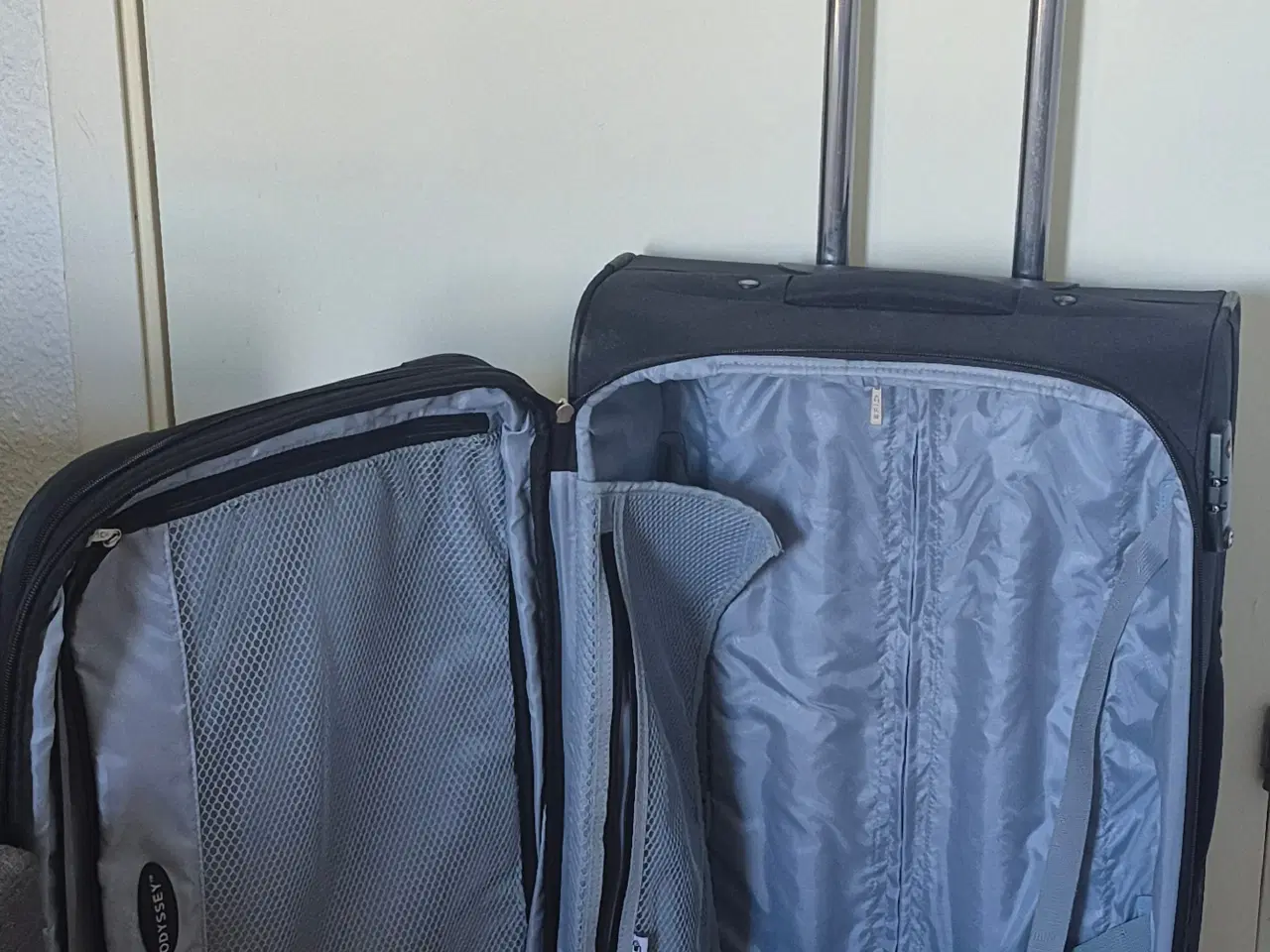 Billede 2 - Stor sort trolley-taske med udvidelig dybde, hjul 