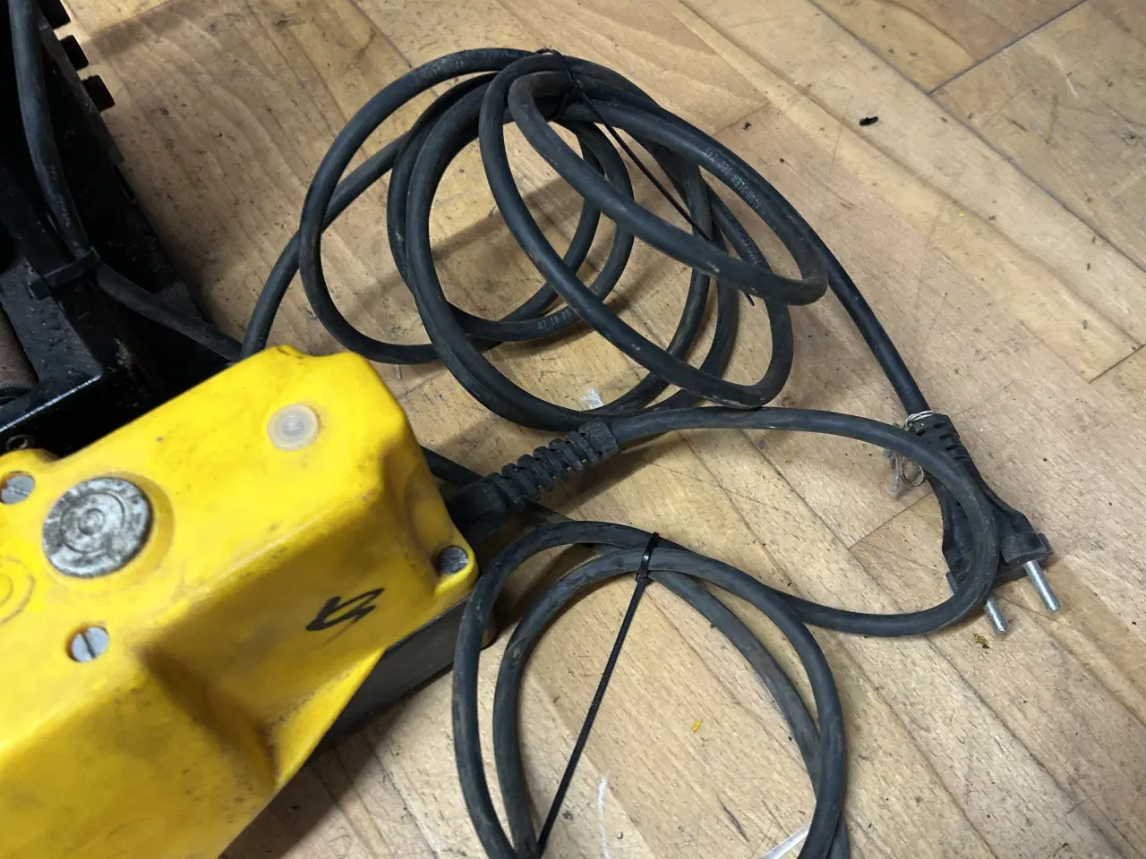 Billede 4 - Afkorter sav 