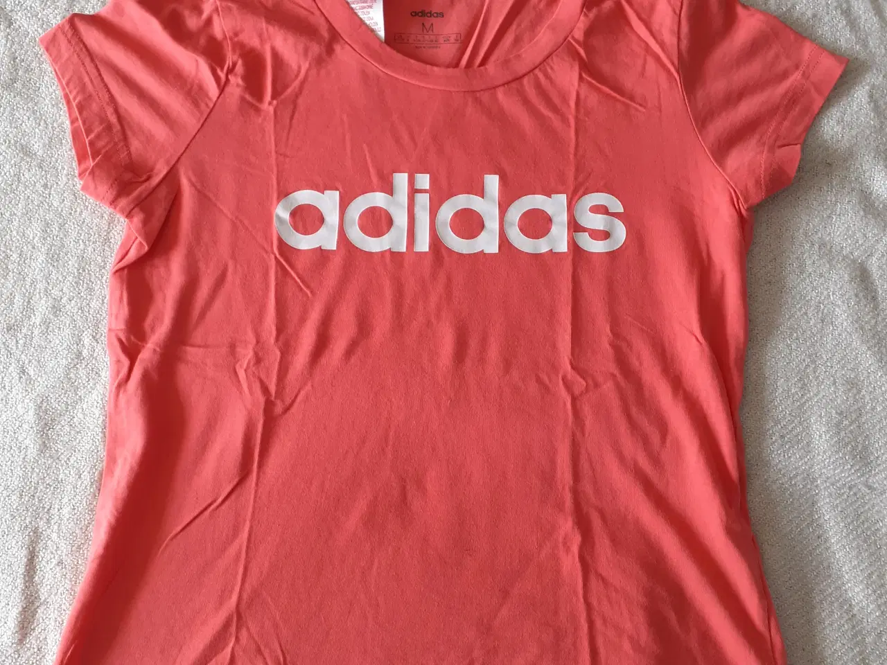 Billede 1 - Adidas T-shirt str 152