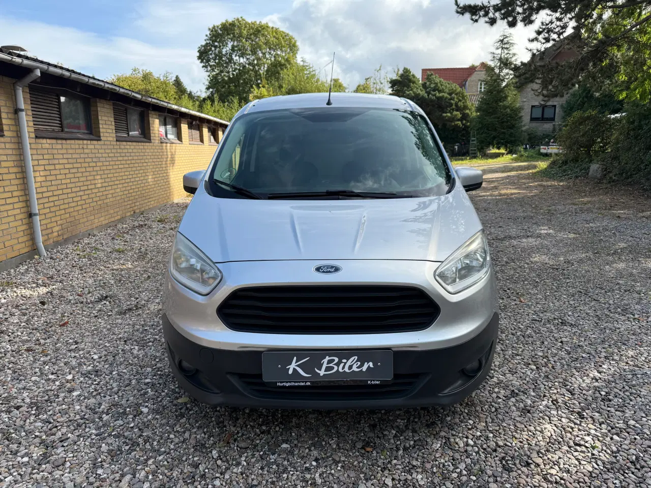 Billede 2 - Ford transit Courier 1.5 tdci fint udstyre 