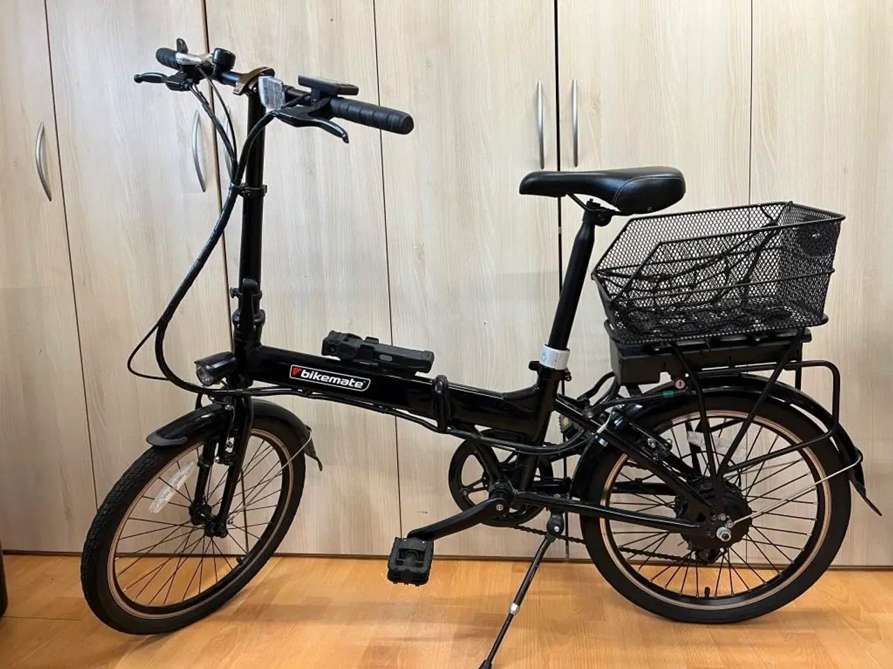 Billede 1 - 2 super gode og praktiske el foldecykler.