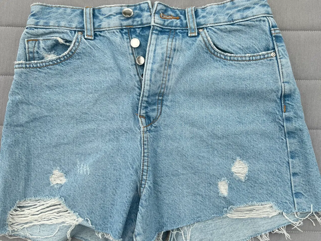 Billede 1 - Shorts fra Zara