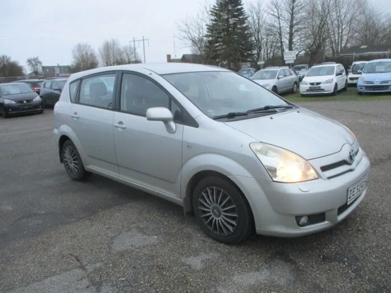 Billede 3 - Toyota Corolla Verso 2,2 D-4D Luna 7prs