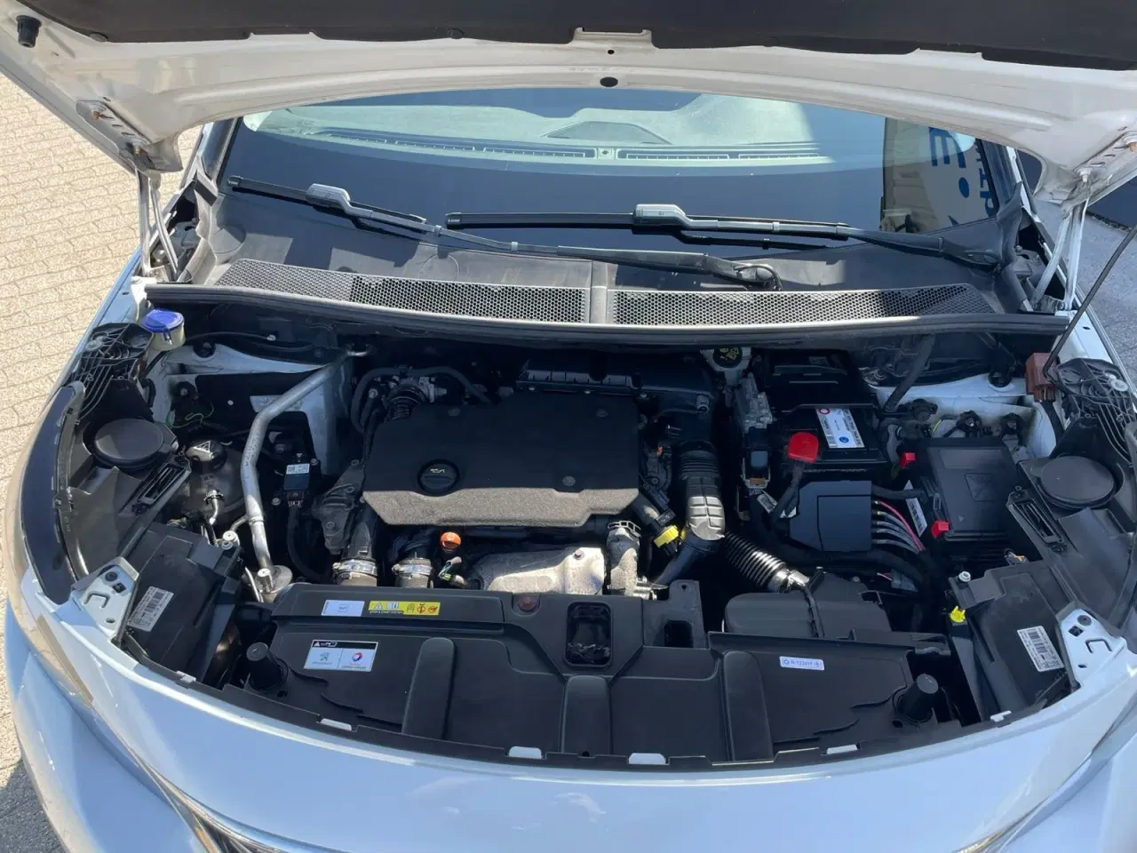 Billede 3 - Peugeot 5008 1,5 BlueHDi 130 Allure 7prs