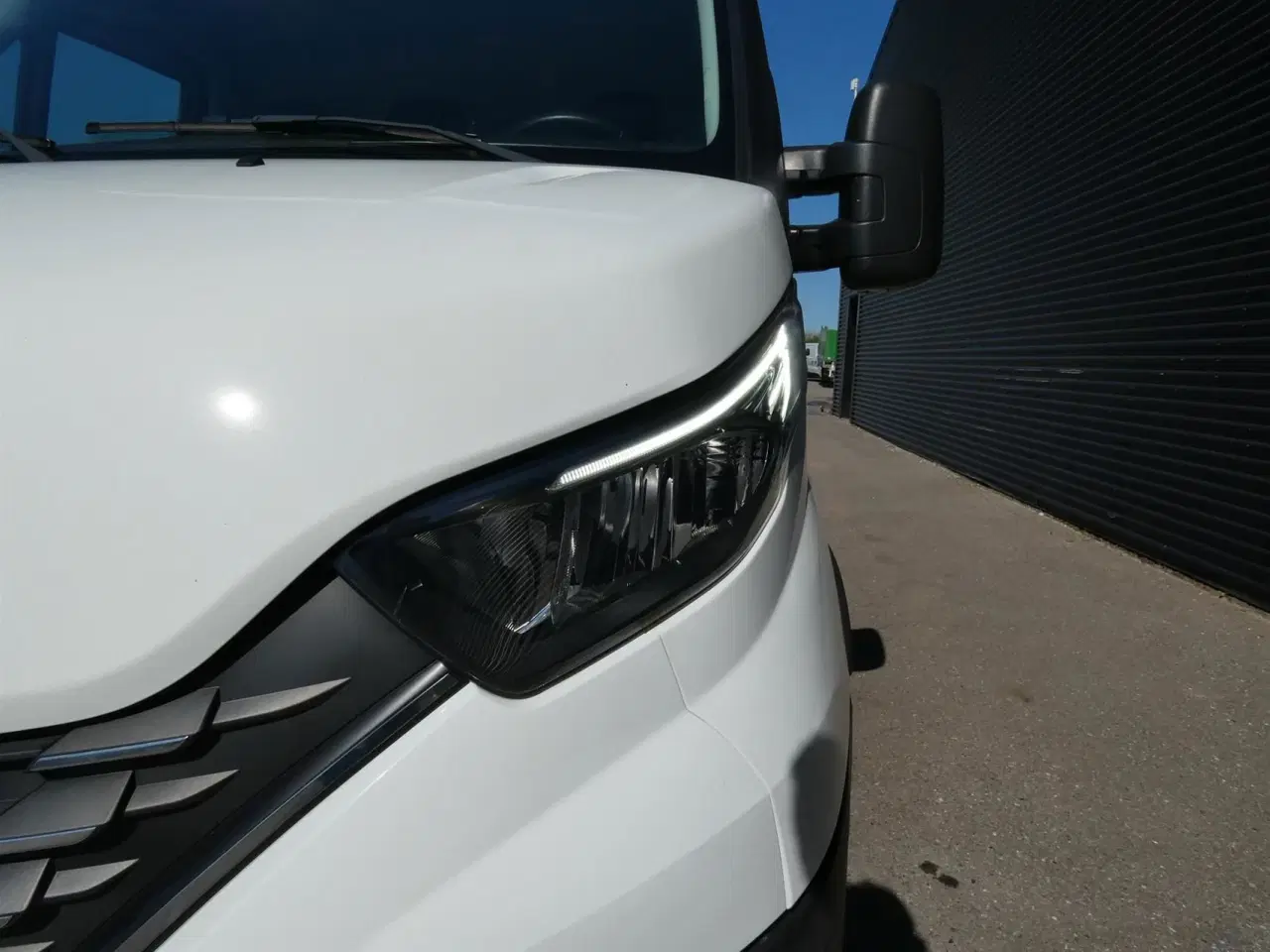 Billede 4 - Iveco Daily 35S18 12m3 3,0 D 180HK Van 8g Aut.