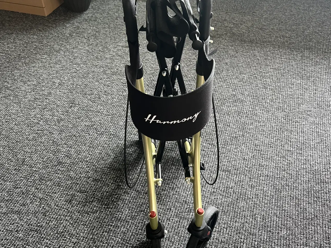 Billede 3 - Rollator, let at klappe sammen