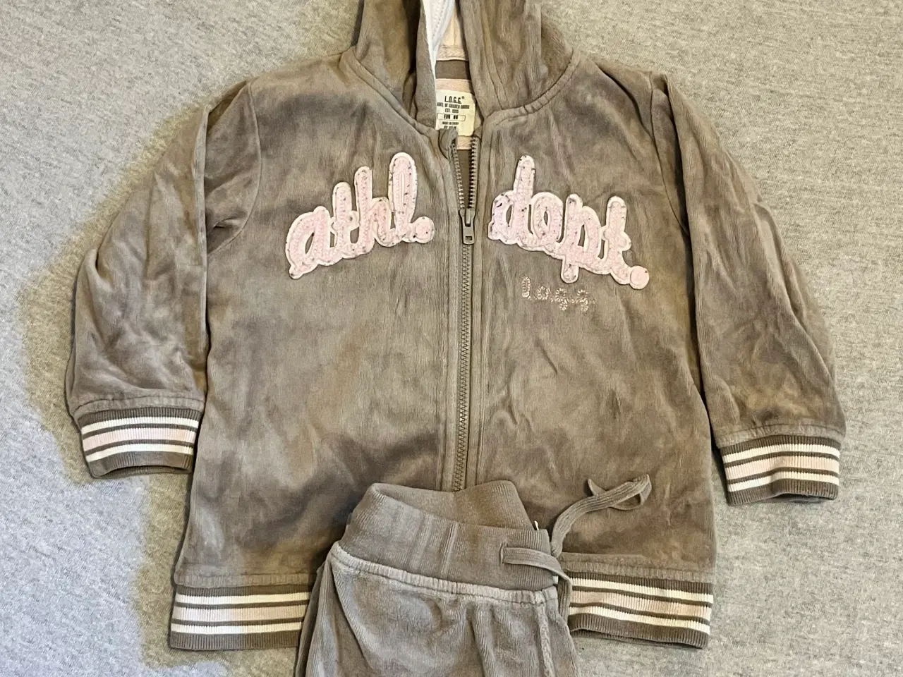 Billede 1 - Fleece sæt fra H&M