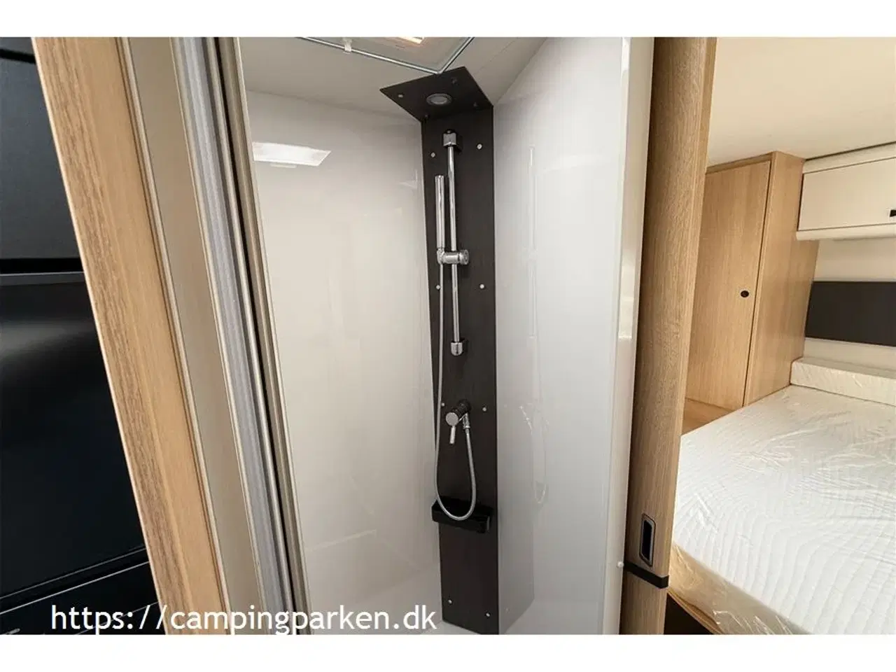 Billede 12 - 2025 - SunLight T 69 LC Adventure   Sunlights populære model i Adventure, med face-to-face, automatgear og meget udstyr