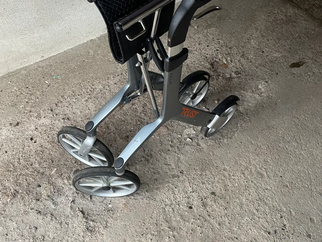 Billede 1 - Rollator Trust