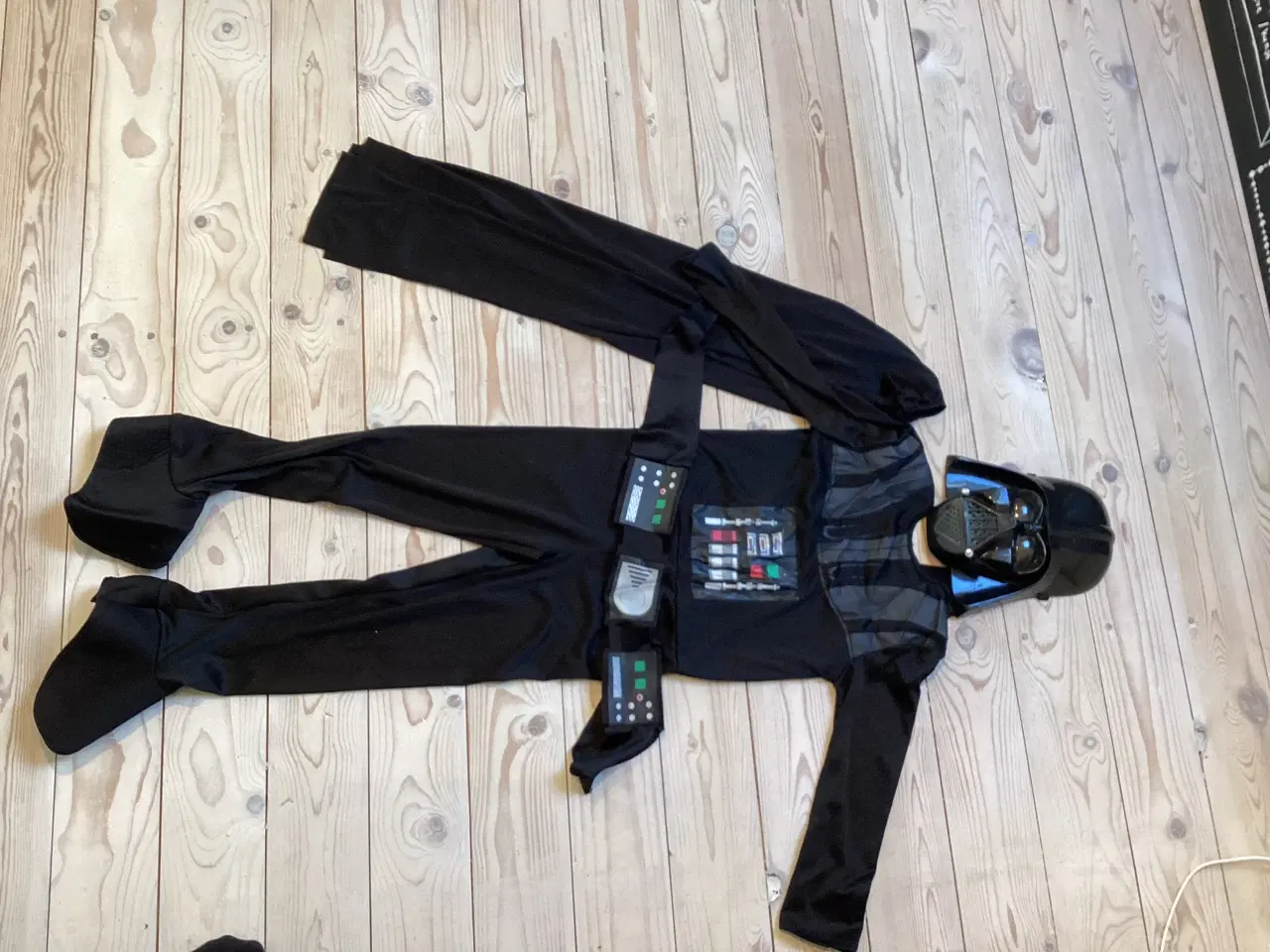 Billede 1 - Darth Vader kostume