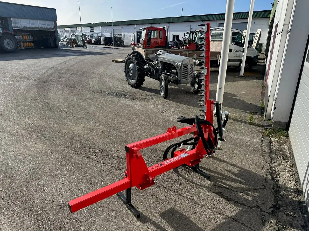 Billede 5 - Hækkeklipper til frontlæsser 180cm - Great Dane