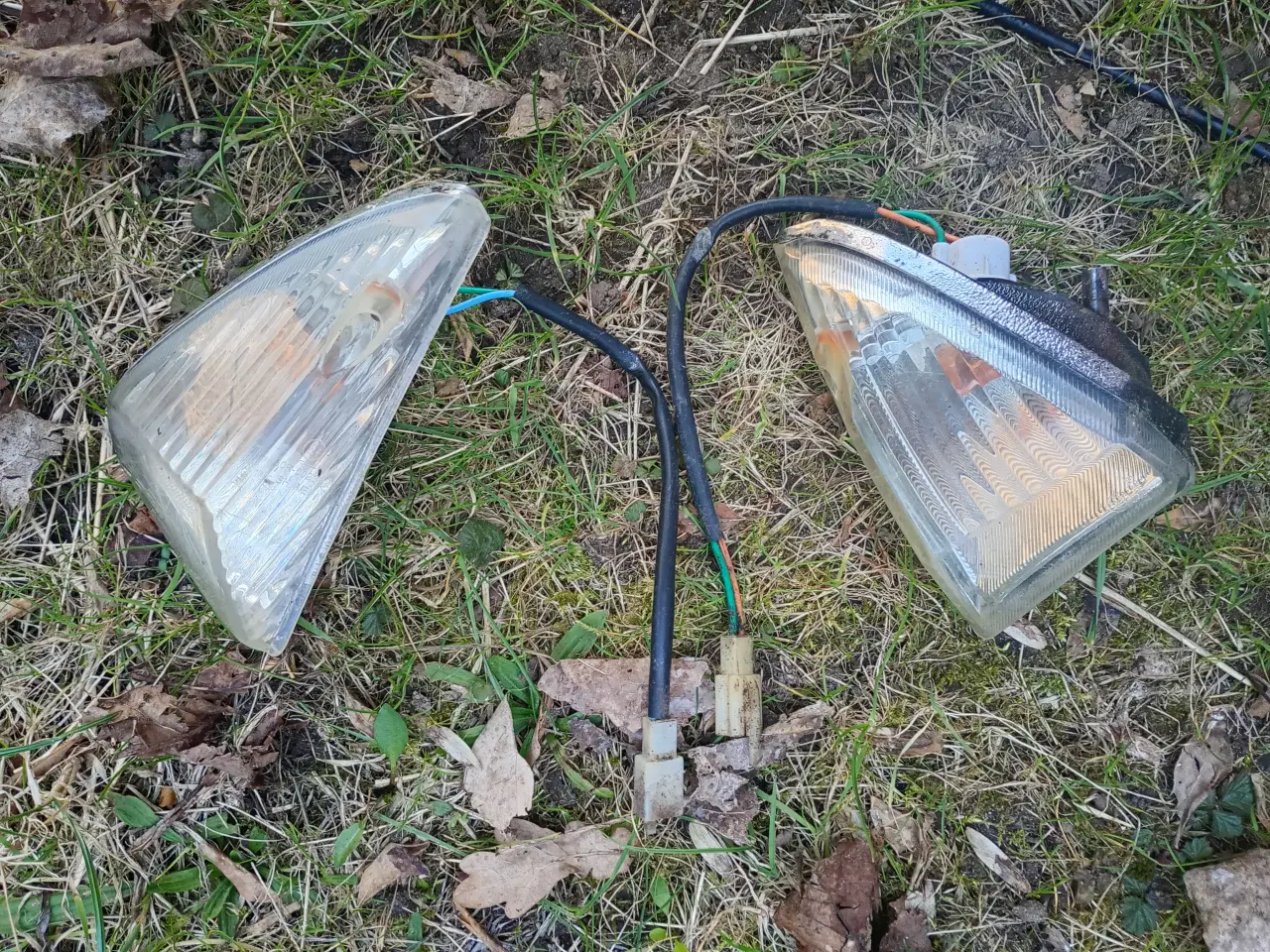 Billede 1 - 2 stk originale blinklys foran til vga explora