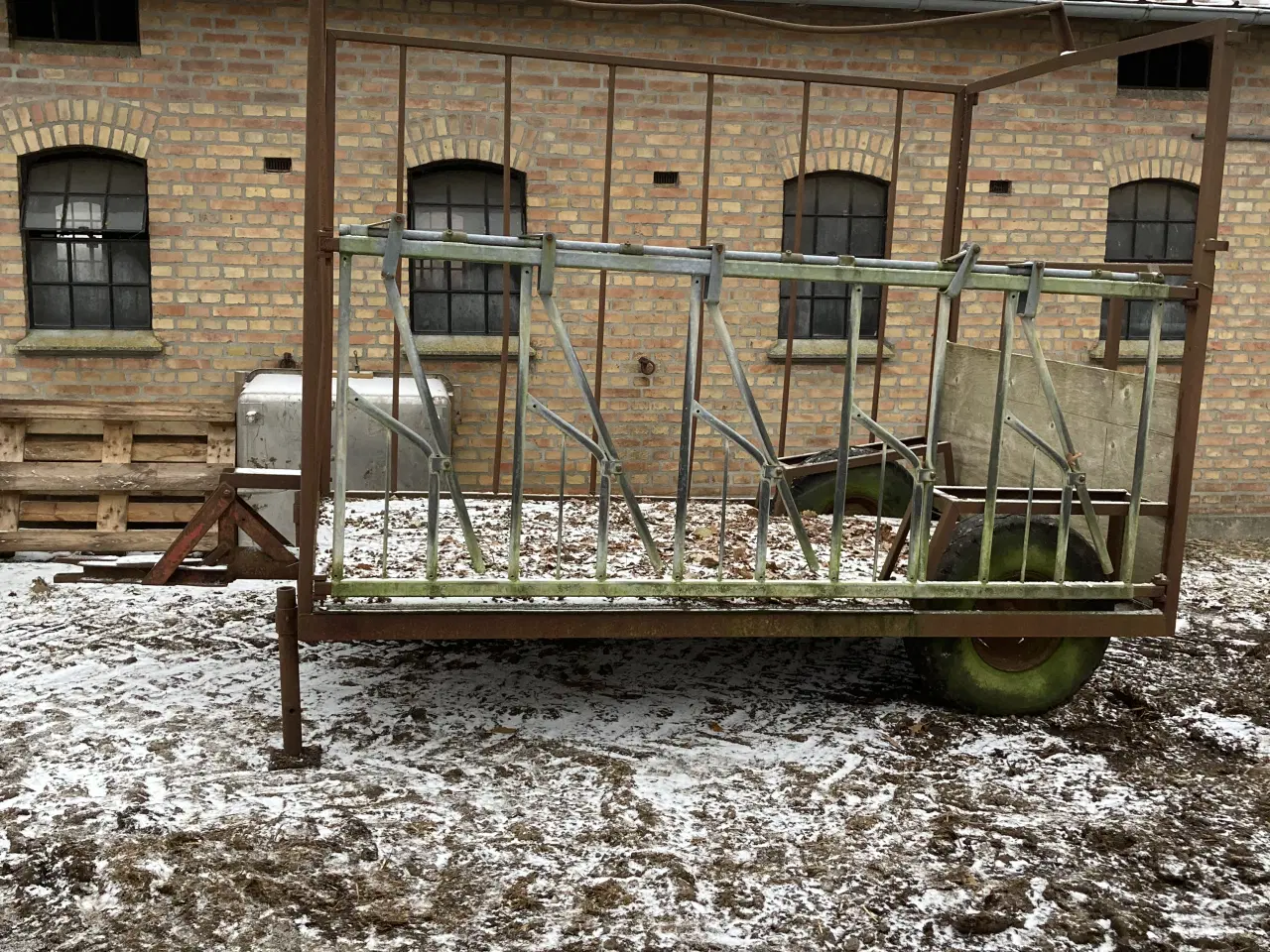 Billede 3 - Foderhæk med fanggitter