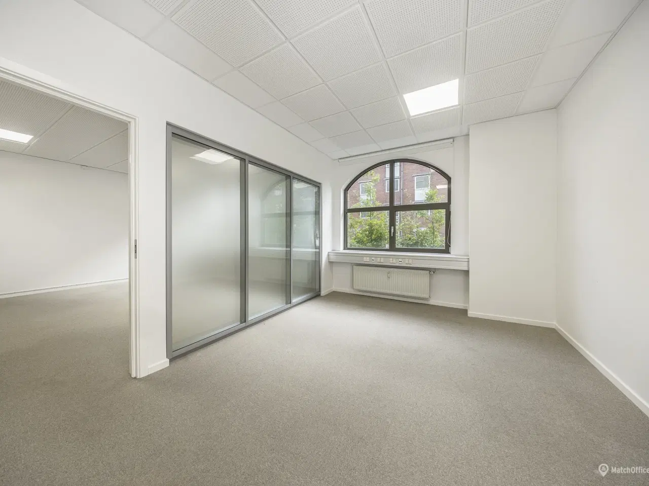 Billede 1 - Lyst og rummeligt kontor på 524 m²