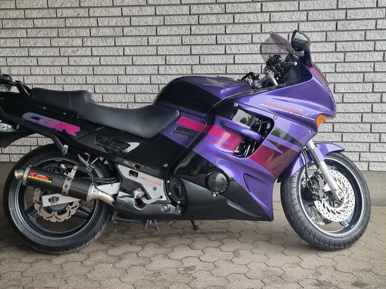 Billede 1 - Honda CBR 1000F
