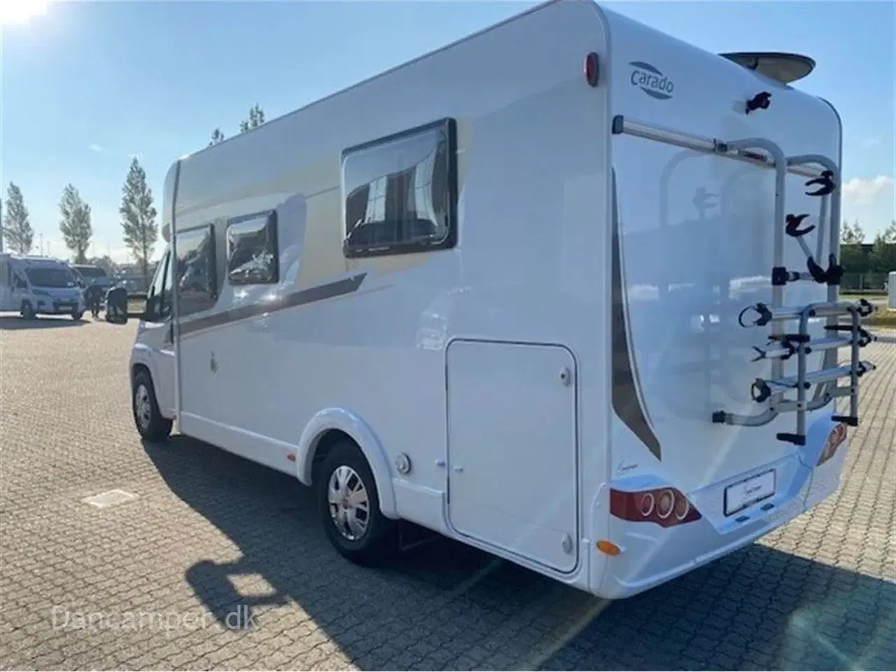 Billede 4 - 2018 - Carado T 339   Under klargøring! Velkørende autocamper med Queens Bed, Solceller, Aircon i bodel samt automatgear