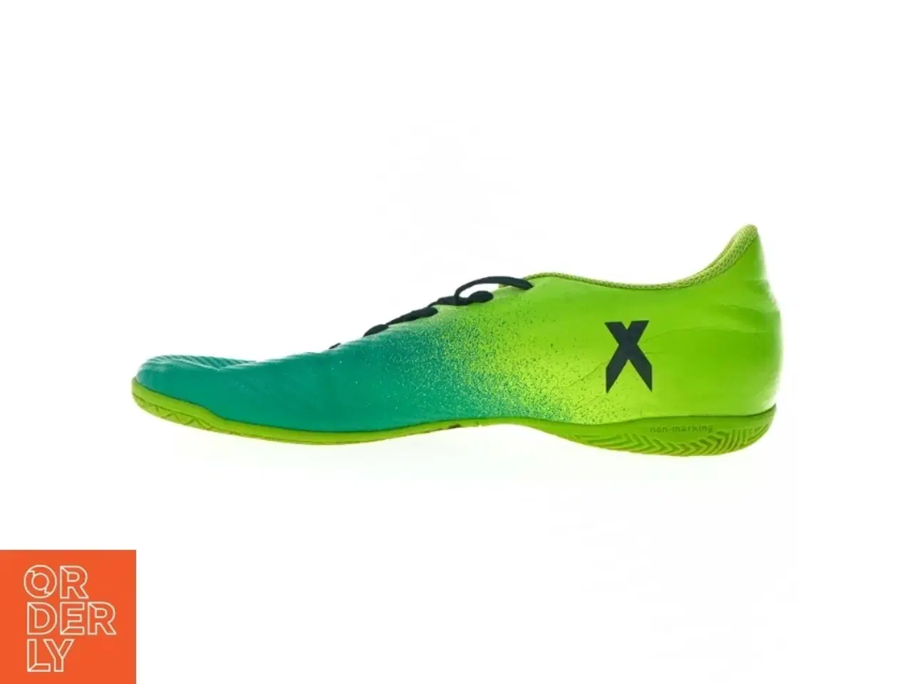 Billede 1 - Indendørs fodboldsko fra Adidas (str. 39 og en tredjedel)