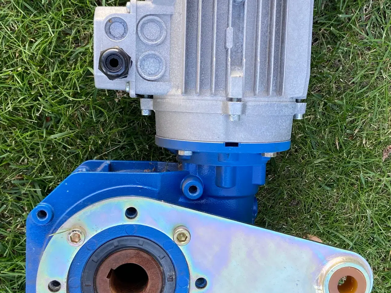 Billede 1 - Vinkelgear med motor