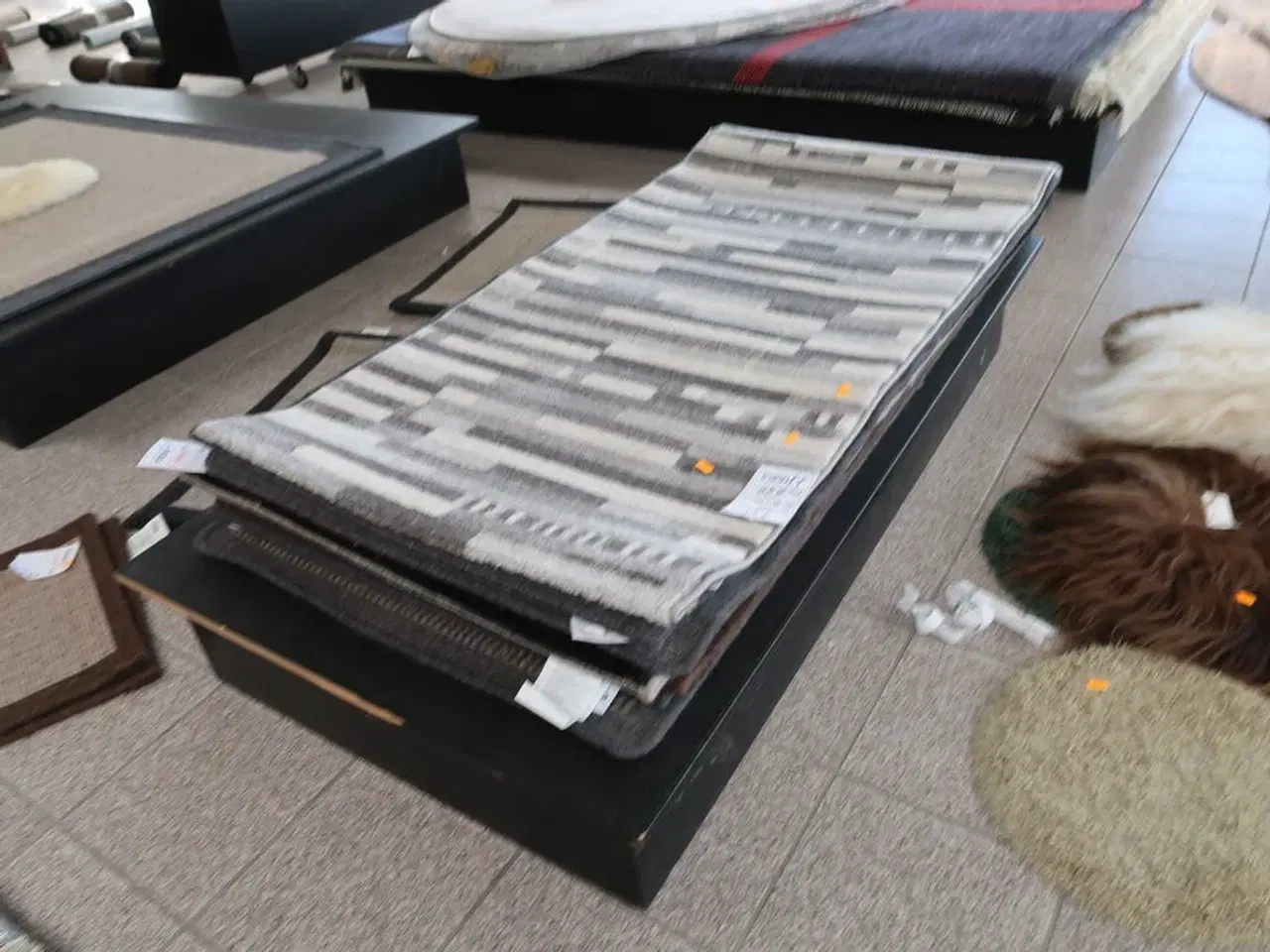 Billede 3 - 10 stk. gulvtæpper