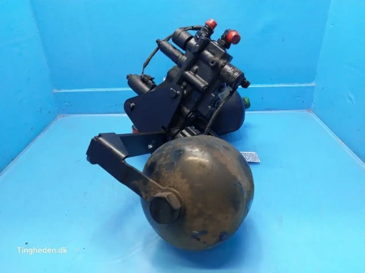 Billede 3 - New Holland T6 Hydraulikventil 48058104