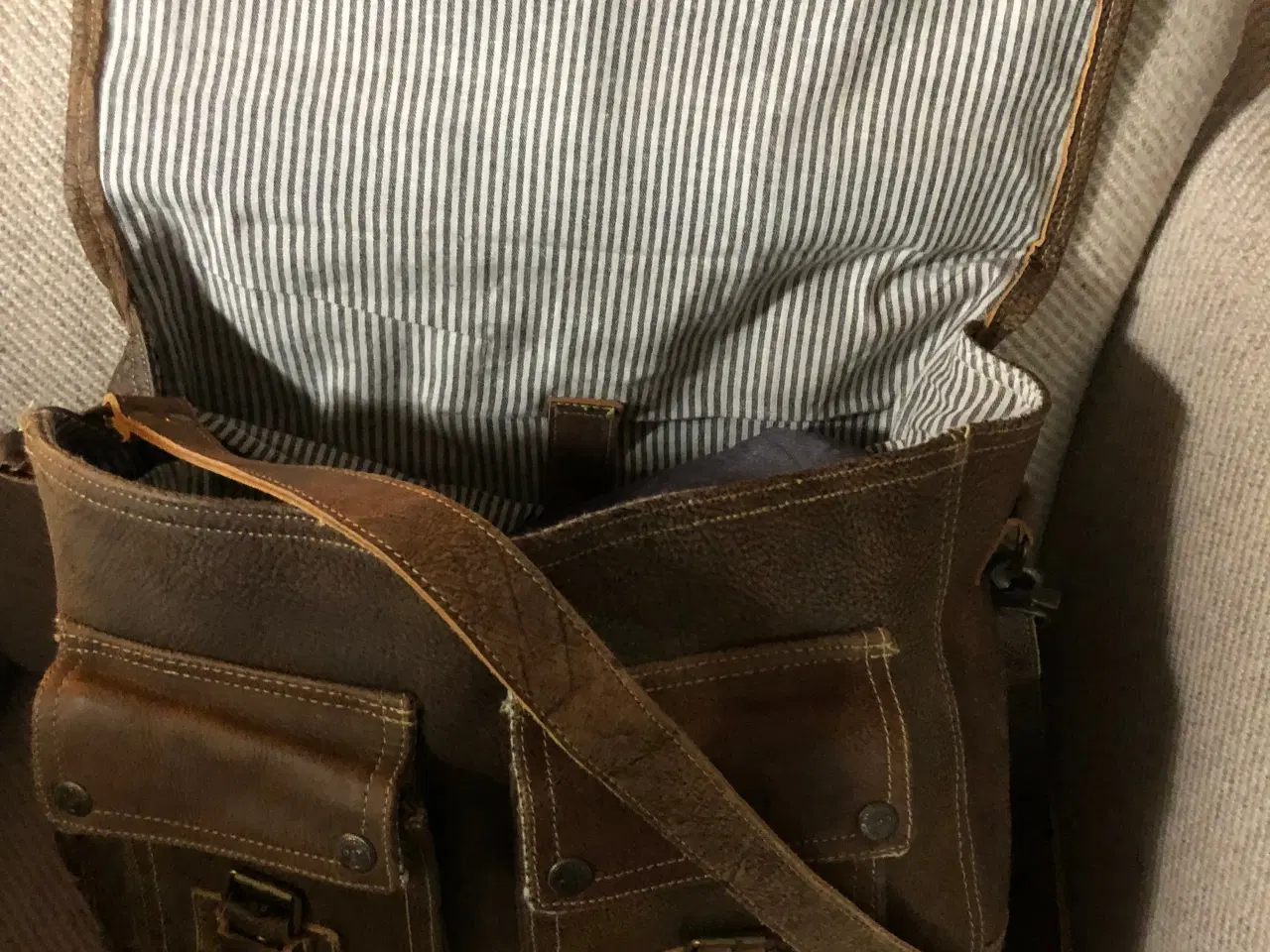 Billede 2 - Ny læder taske