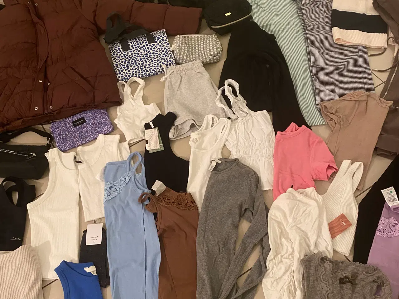 Billede 9 - Tøj str XS/S